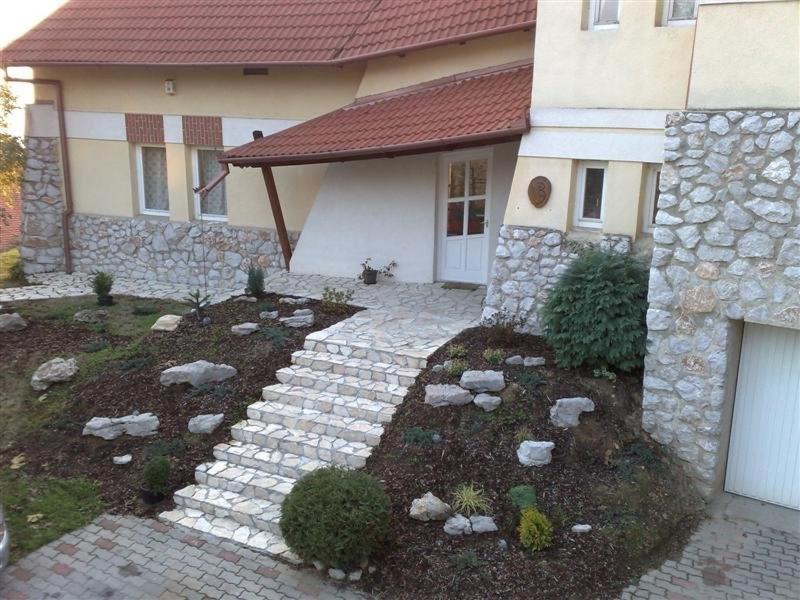 Marci Villa Pécs Buitenkant foto